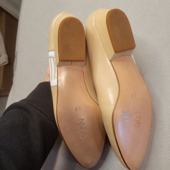 Polly Bergen Minimalist Patent Leather Loafers Size 8B - Picture 5 of 7